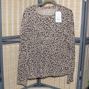 Wonderly Cheetah Print Long Sleeve Knit Tee